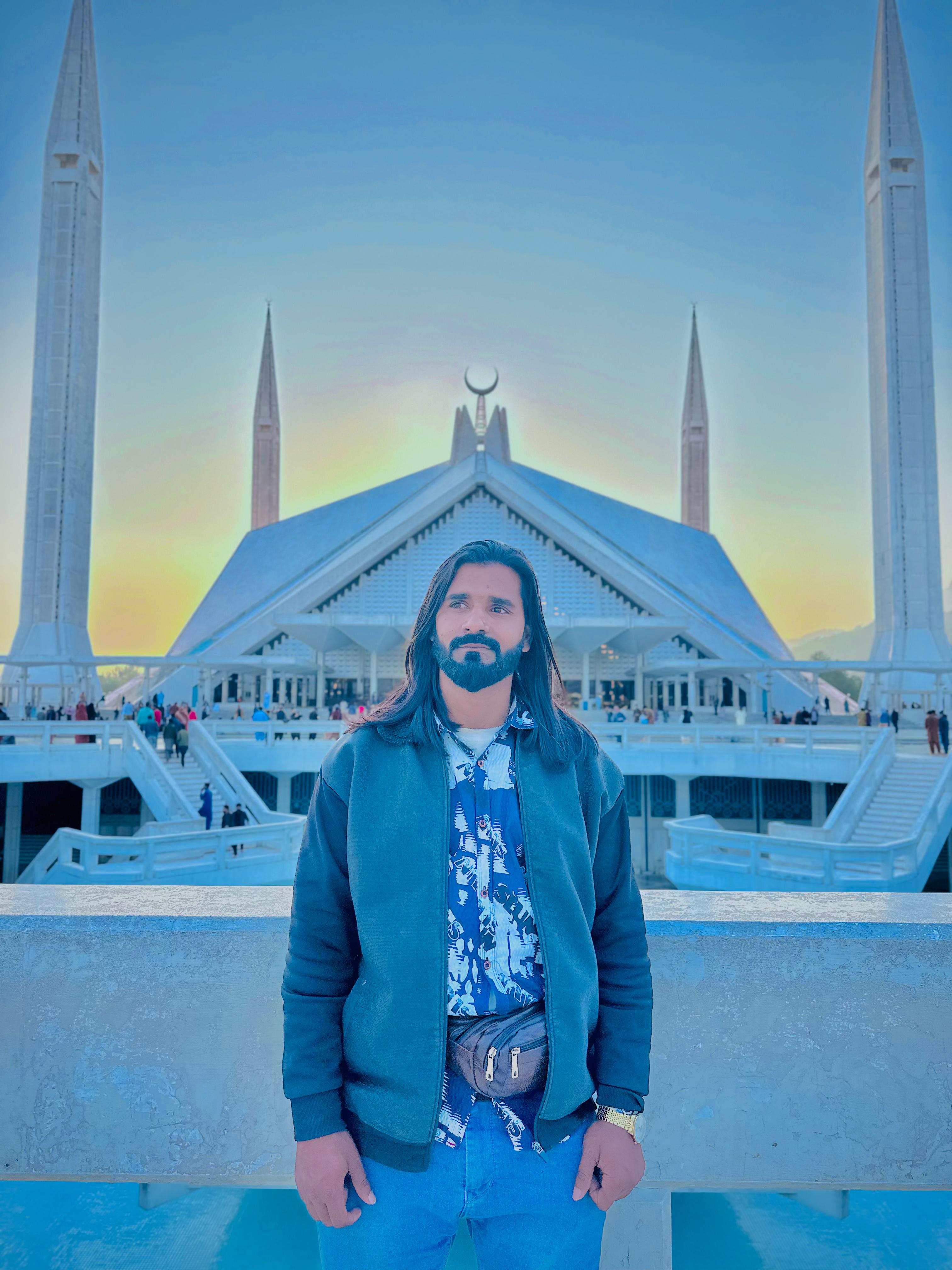 Usman Azmat_YHyNU